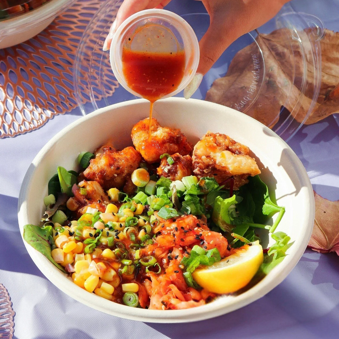 it's all in the moonsgiving details 🍂✨ make this year&rsquo;s holiday celebration one to remember with moonbowls&mdash;let us take care of the food while you focus on the fun and friendship. 🫶

👉 cater your holiday celebrations with nourishing fla
