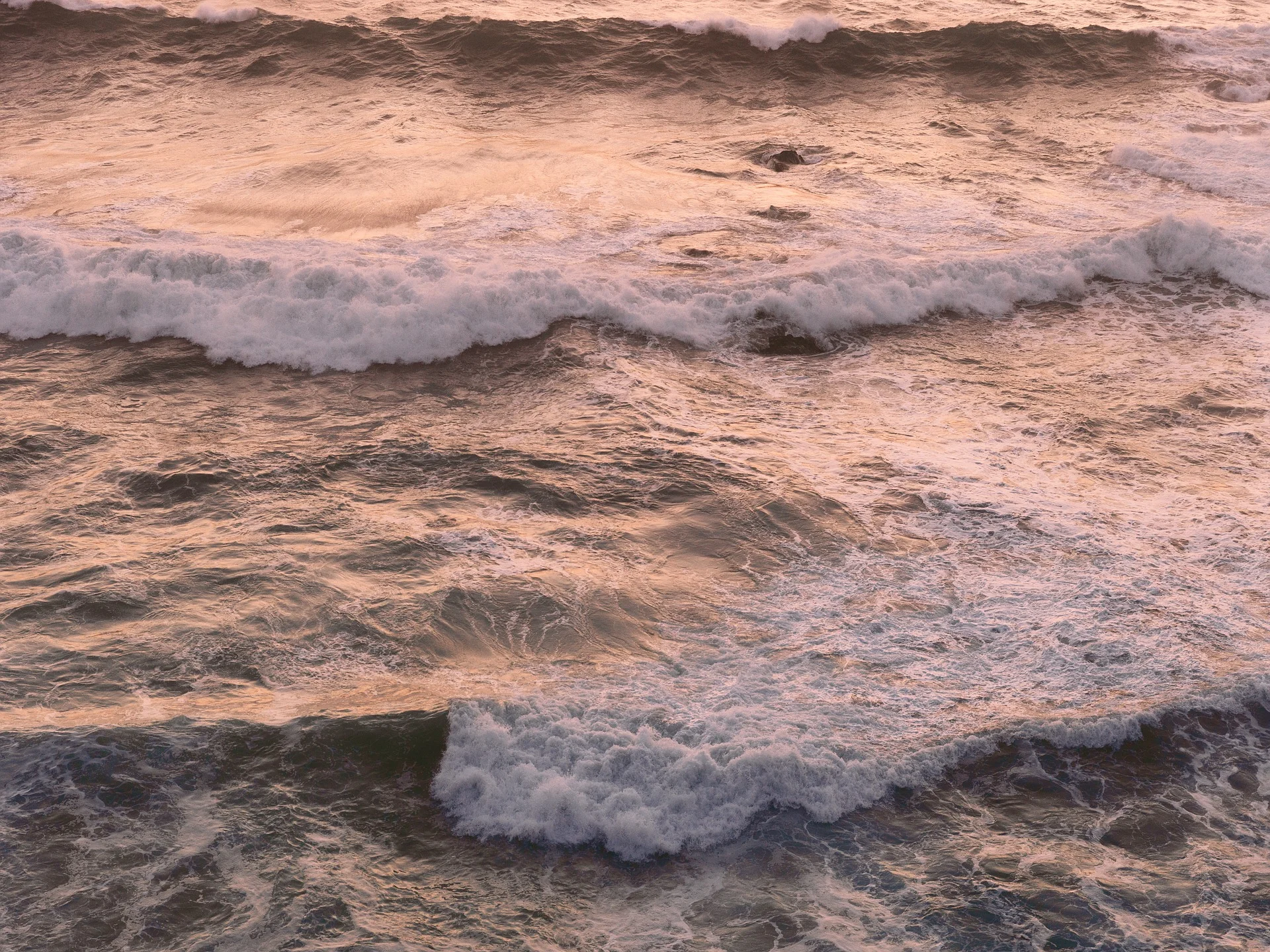 ocean-sunset-3404674_1920.jpg