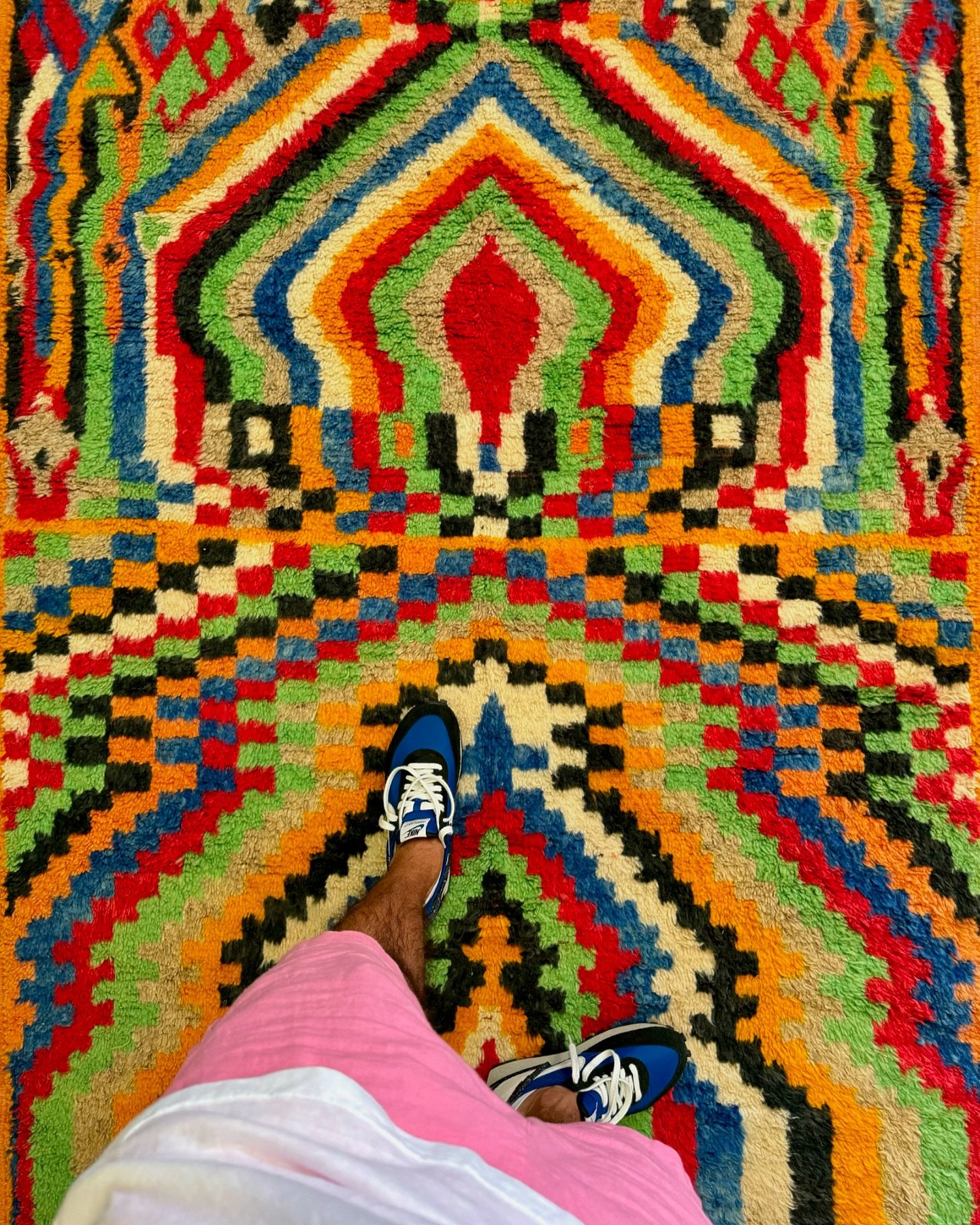 😍😍😍.
&bull;
#moroccanrugs #taznaght #interior #home #berberrugs #handmaderugs #vintagerugs #interiordesign #bohostyle #bohochic #chicdecor #madeinmorocco