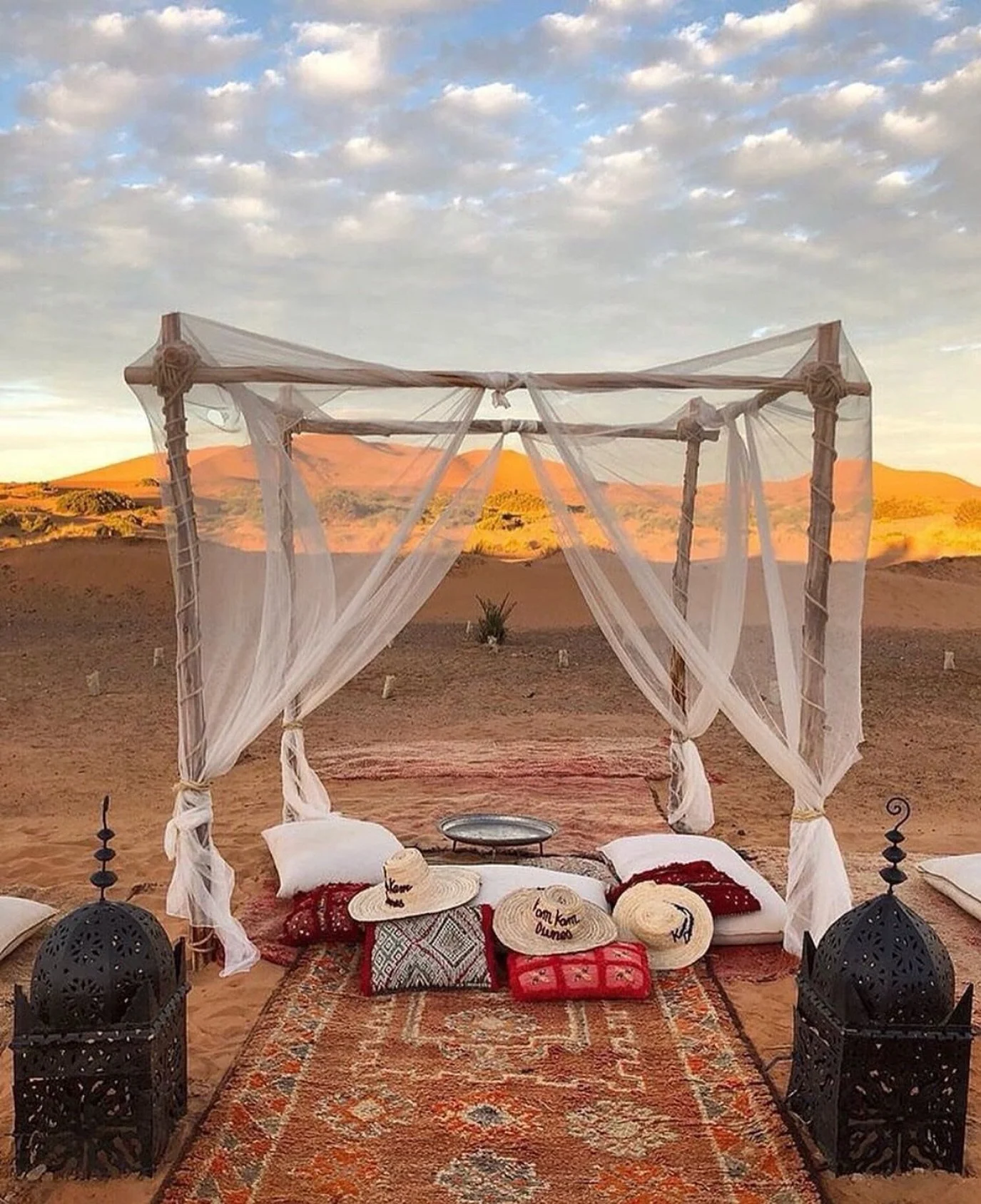 🇲🇦.
&bull;
#moroccanrugs #home #interior #berberrugs #handmaderugs #contemporaryrugs #vintagerugs #home #bohochic #morocco🇲🇦 #madeinmorocco