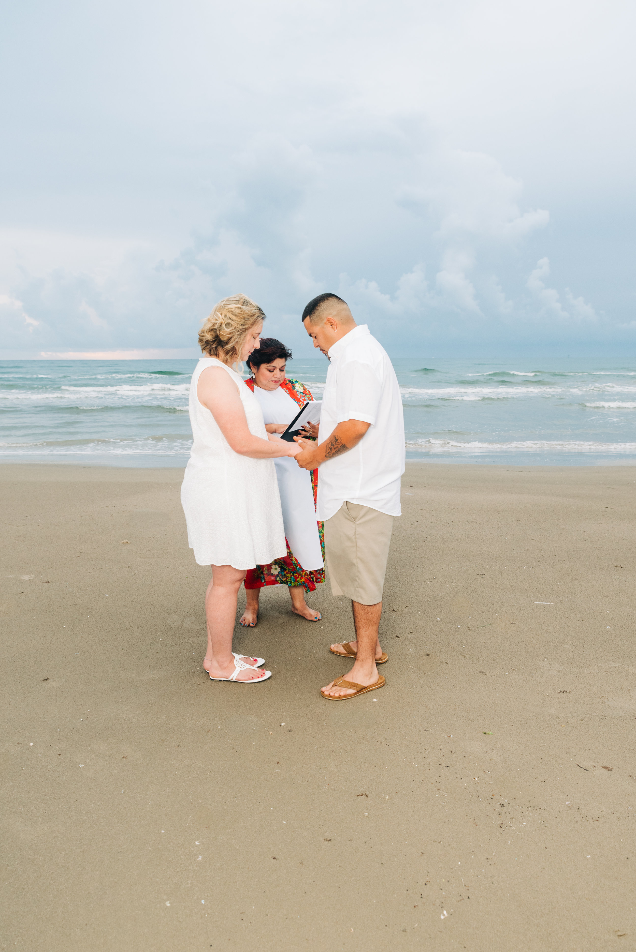 Beach Elopement in Port Aransas TX by The Love Officiant Renee Reyes