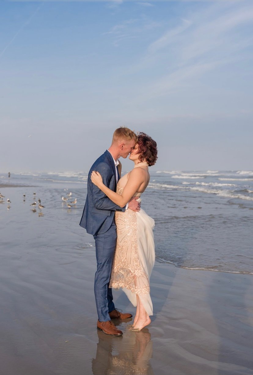 Texas Beach Wedding Officiated By The Love Officiant Renee Reyes