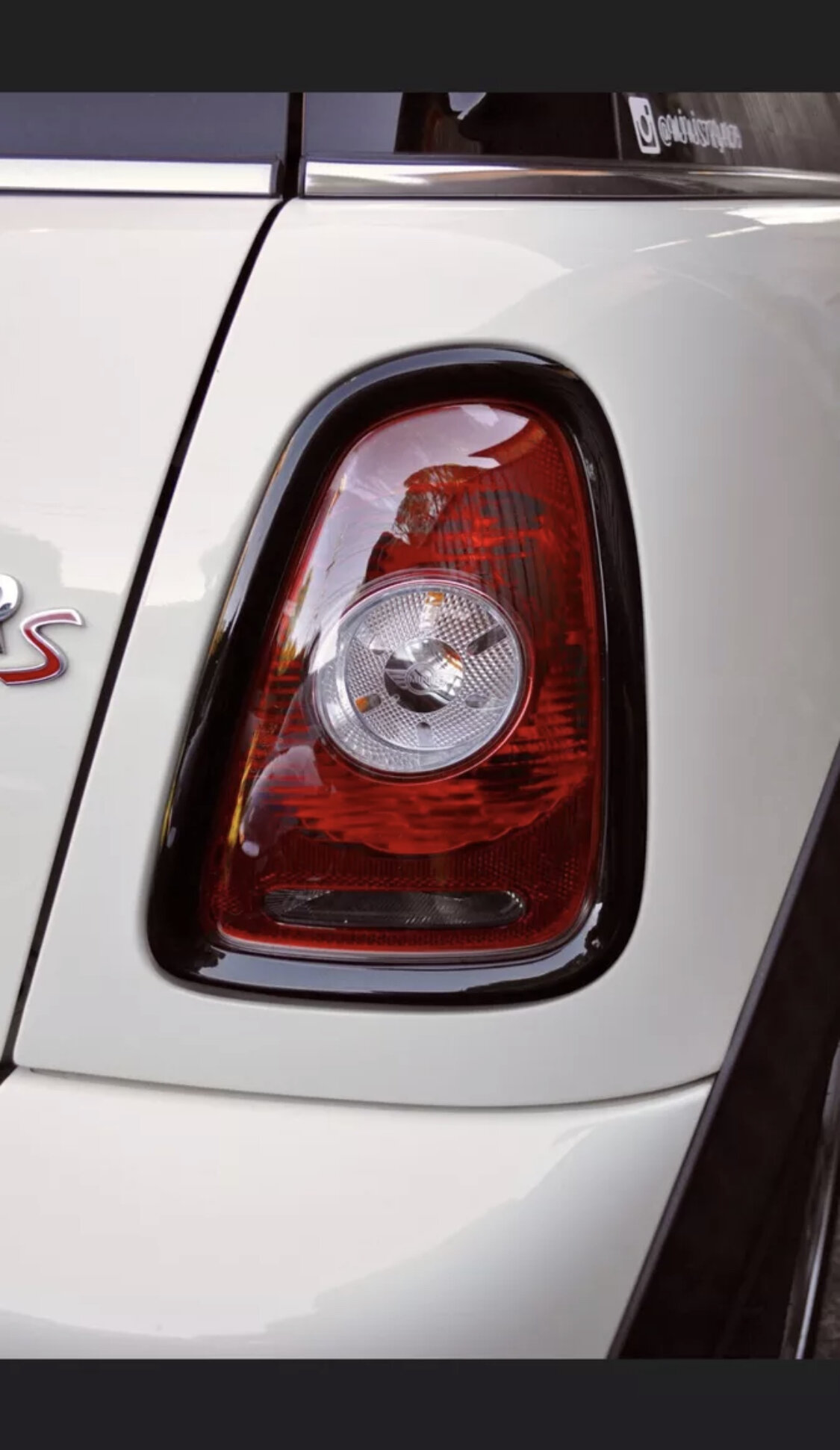 BAB93A70-8766-46B5-A2D5-64213F34B8B5