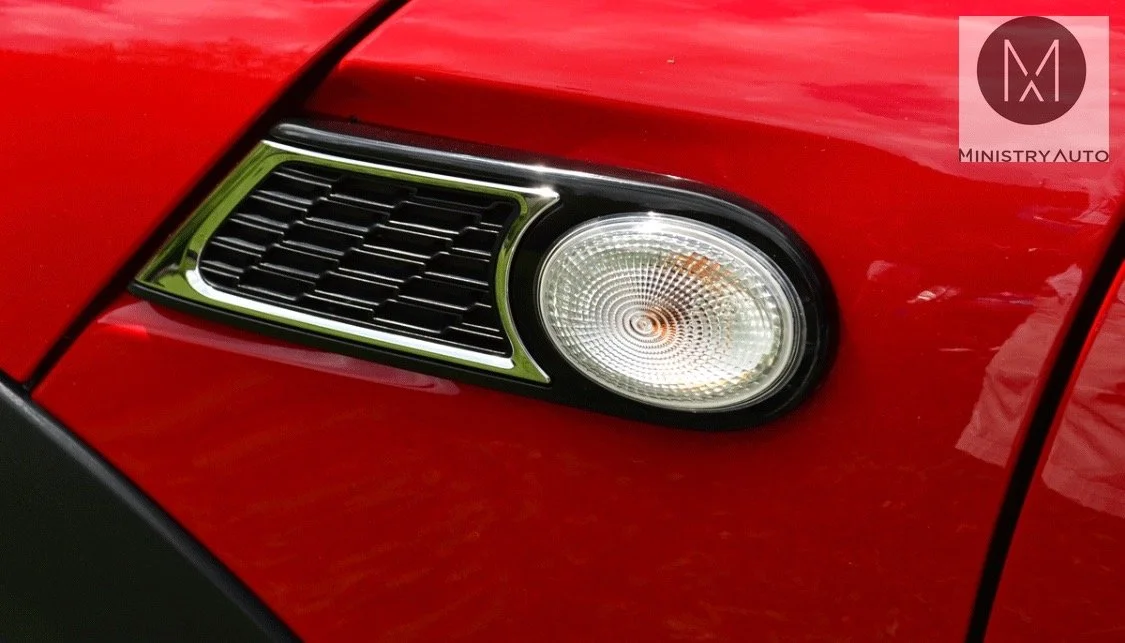 MINI JCW Side Scuttles - Black Mesh GEN2 Cooper / Cooper S / JCW