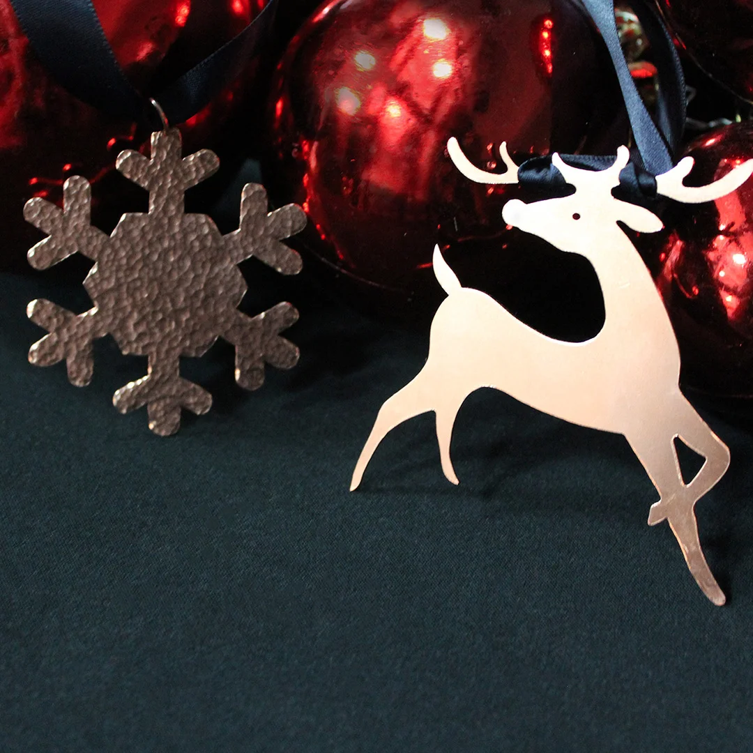 Christmas-ornaments.jpg