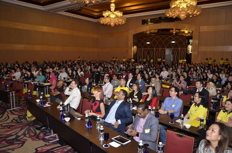 loredana+jobstreet+conference+audience.jpg