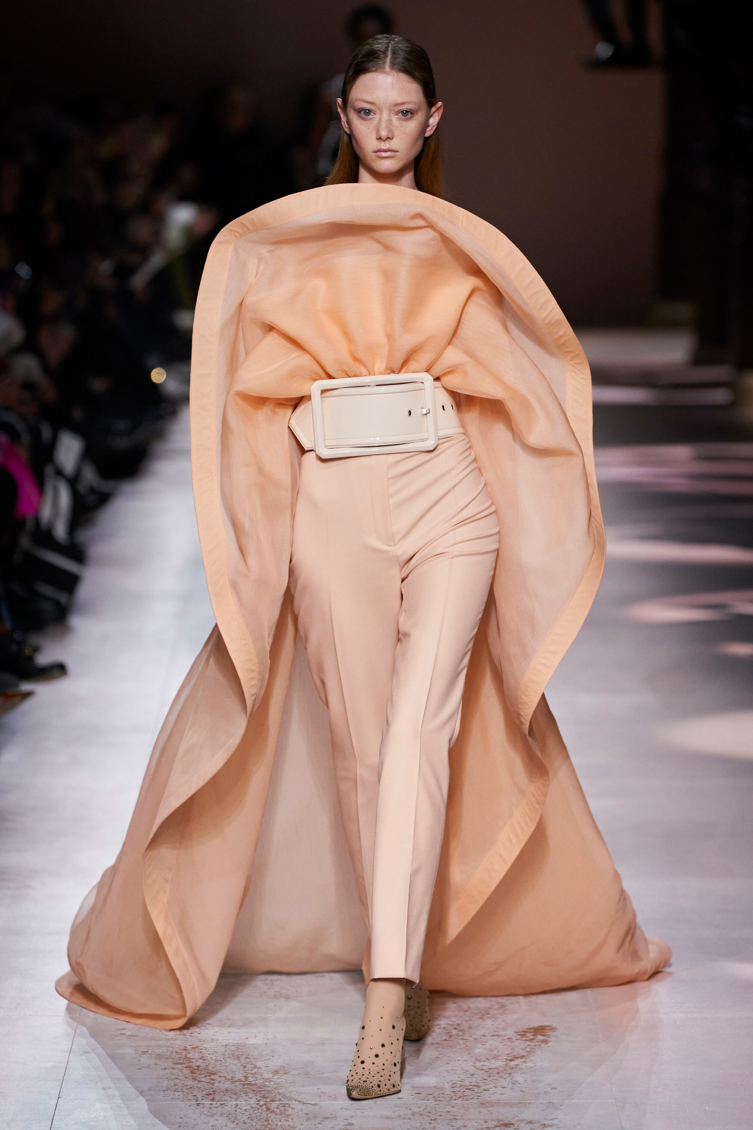 Givency ss20 couture 7.jpg