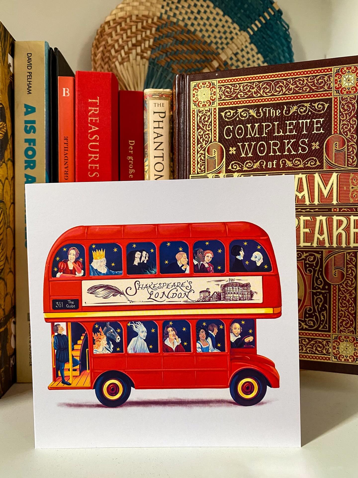 Shakespeare&rsquo;s London Bus is now part of @mgml_uk Classics range ❤️
.
Licensed by my lovely agent @jehane_ltd ✨
.
.
.
#greetingcards #shakespeareslondon #londonbus #travelillustration