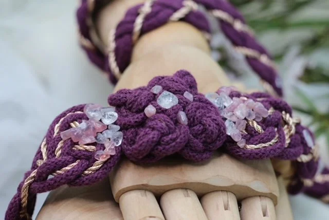 Inspiration: how to have a witchy handfasting