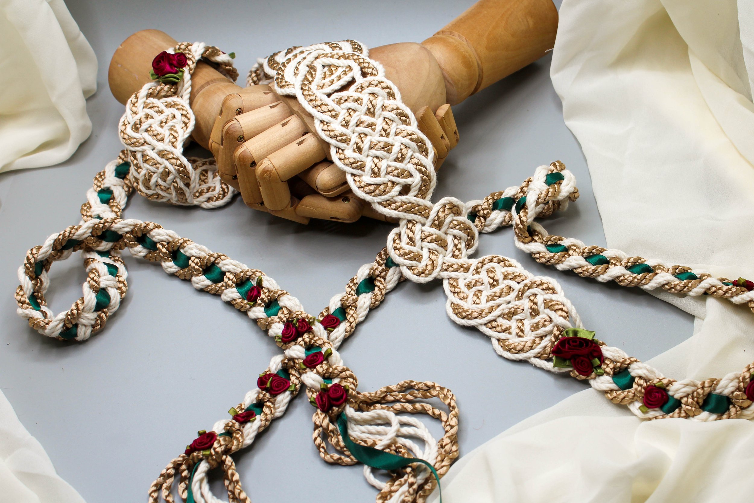 Meaning and symbolism of handfasting knots — Ceotha - handfasting