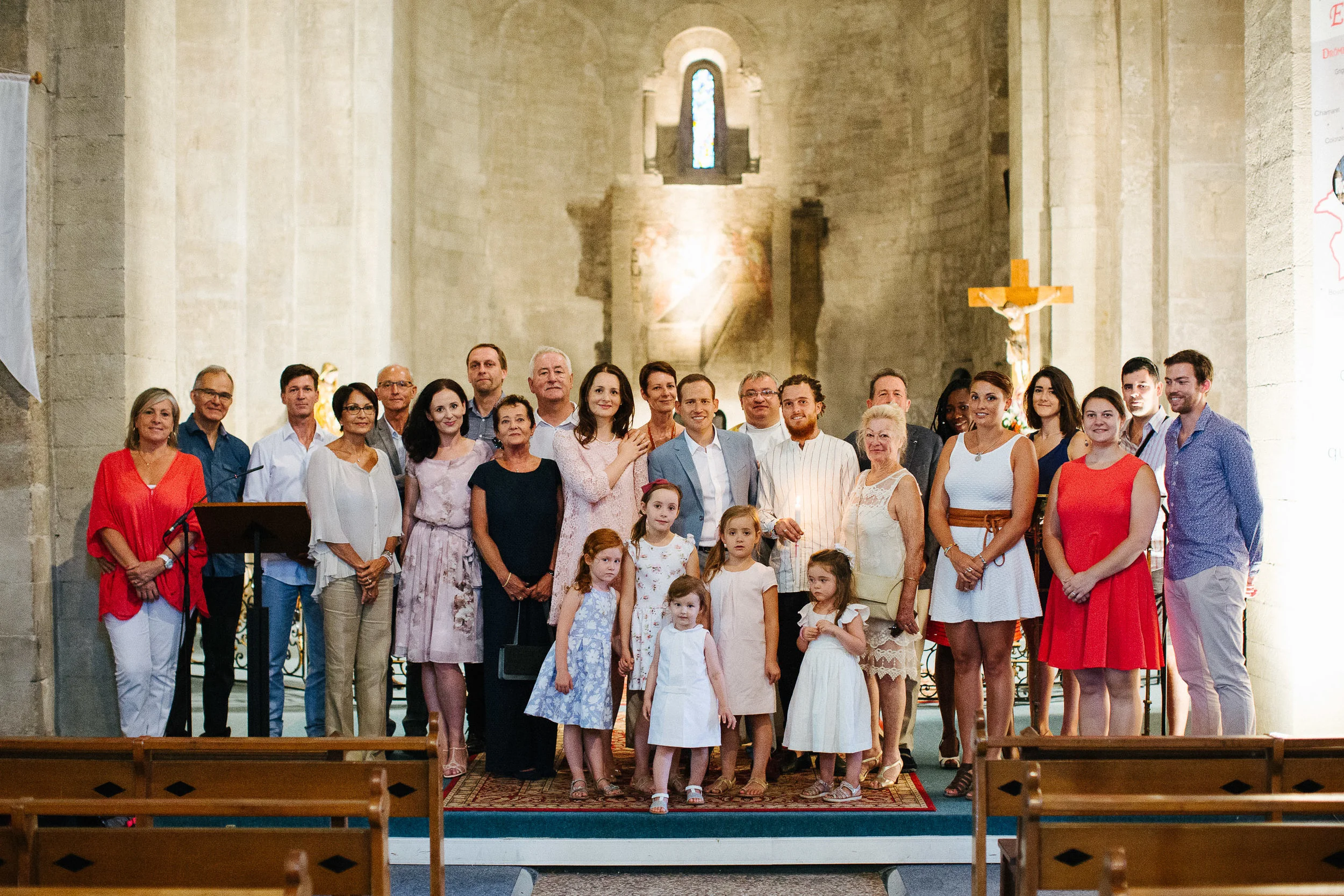 Photographe-Baptême-Boutique-du-Village-Le-Clair-de-la-Plume-Grignan-Paroisse-de-Valréas-00019.jpg