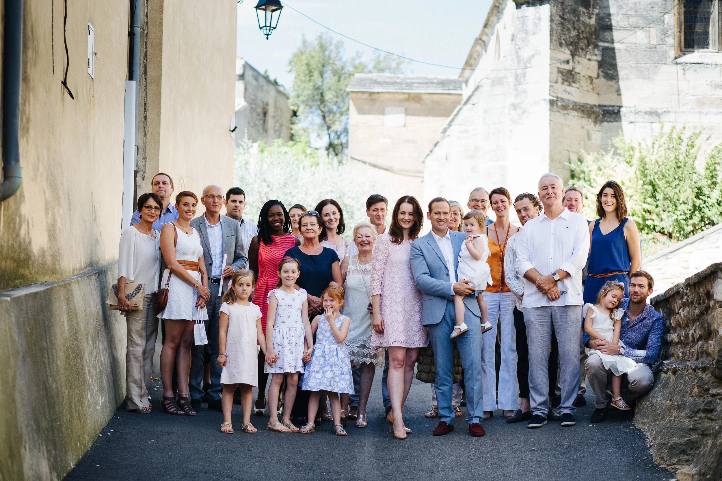 Photographe-Baptême-Boutique-du-Village-Le-Clair-de-la-Plume-Grignan-Paroisse-de-Valréas-00022.jpg