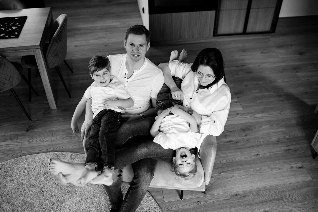 Cause your love is my love 
And my love is your love 
It would take an eternity to break us

#familysession #familyunposed #warsawphotographer #sesjerodzinnewarszawa #fotografwarszawa #lifestylephotography #unposedchildhood #bwphotography #zdjeciarod