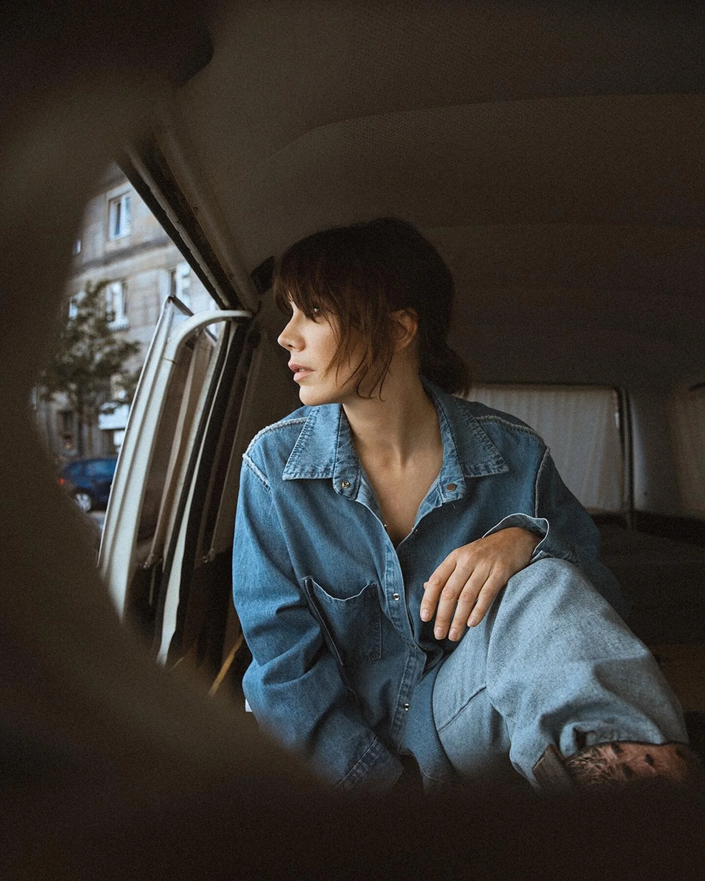 total denim look 👖 which photo is your favourite? 1-3? 💙

talent: @olgaboladz_official 
stylist: @karolina_domaradzka 
assistant: @boskauboska
MUA: @sylwiarakowskamakeup 
hair: @aleksandra_pluzynska 
photographer: @nataszamaria