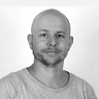 Espen Hornburg , Art Director Telefon: +47 922 57 844 / Epost