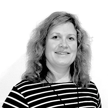 Jannicke Hillestad Huuse, Administrasjonsmedarbeider Telefon: +47 481 47 102 / Epost
