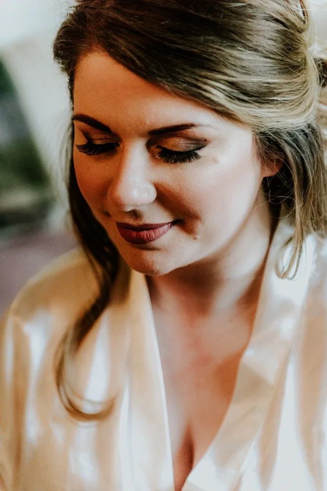 annepriscillarhona getting ready makeup.jpg