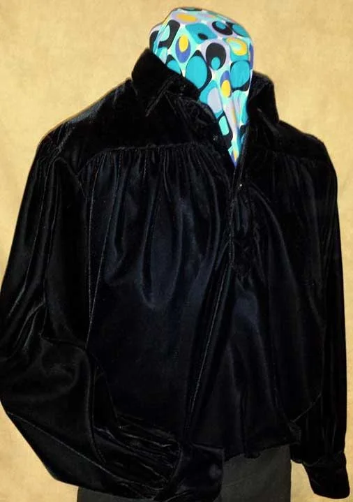 Tupleo Homecoming Black Velvet 2.jpg