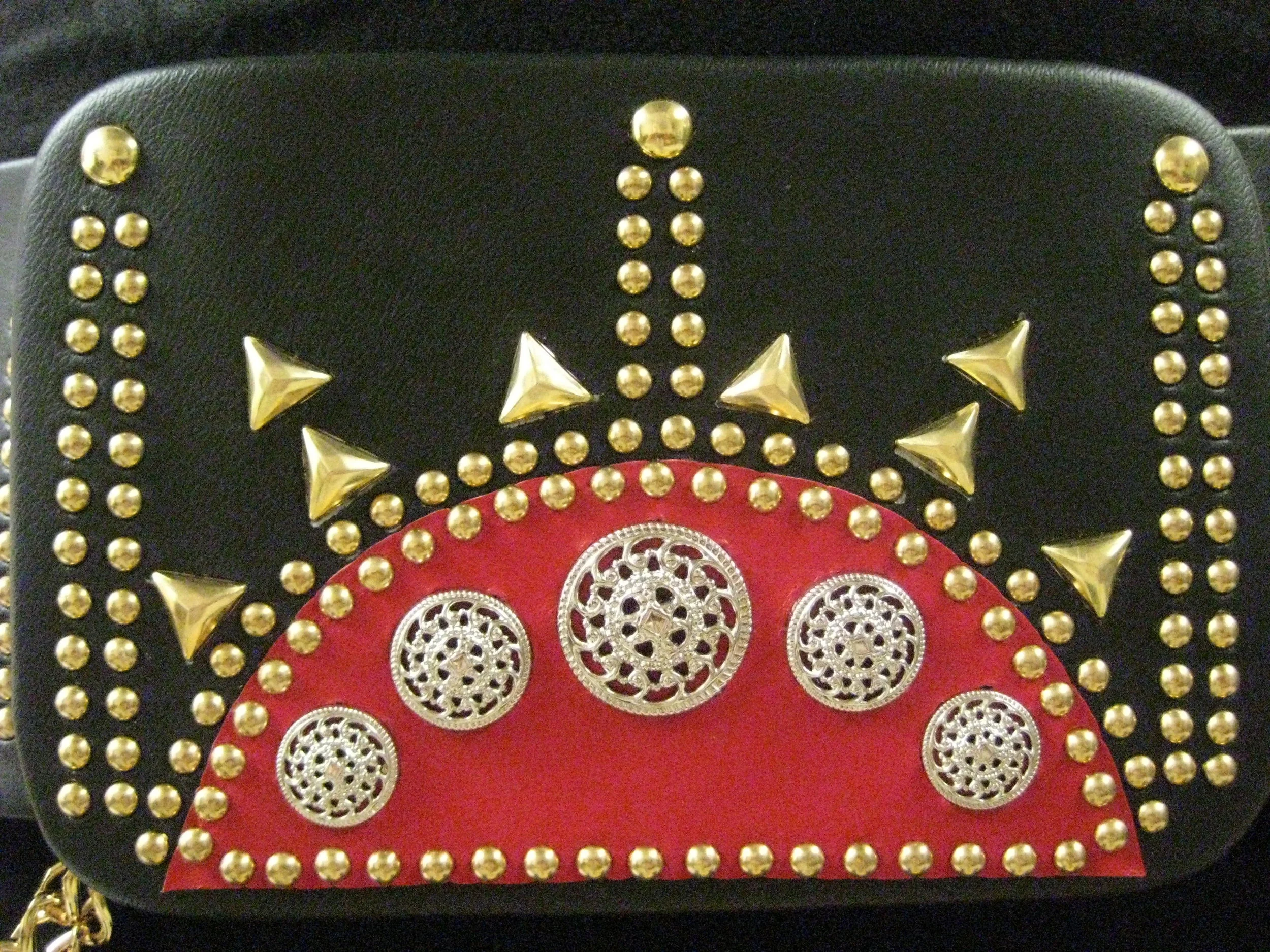Black Vegas Mint Buckle.JPG