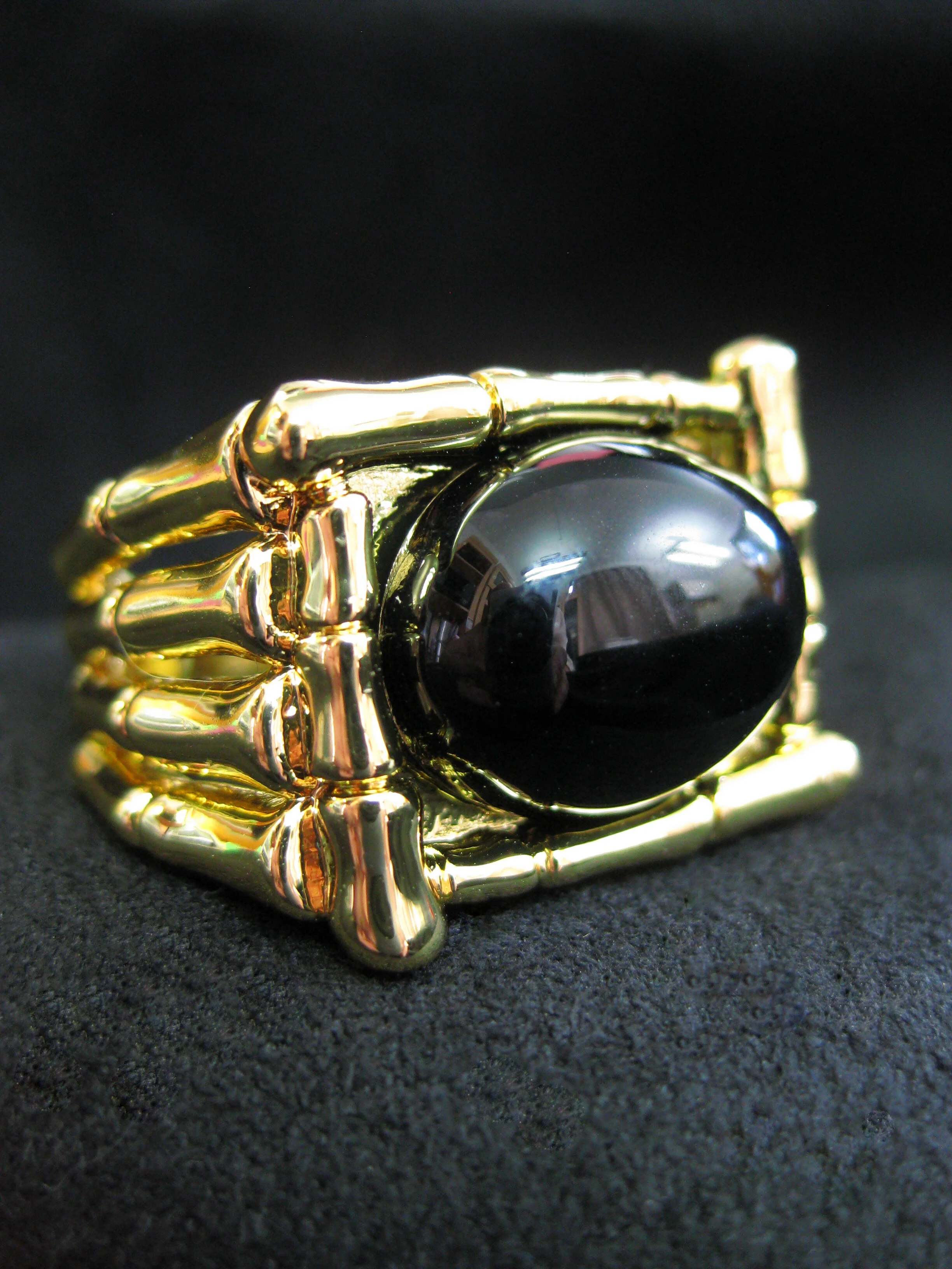 Tiki Ring