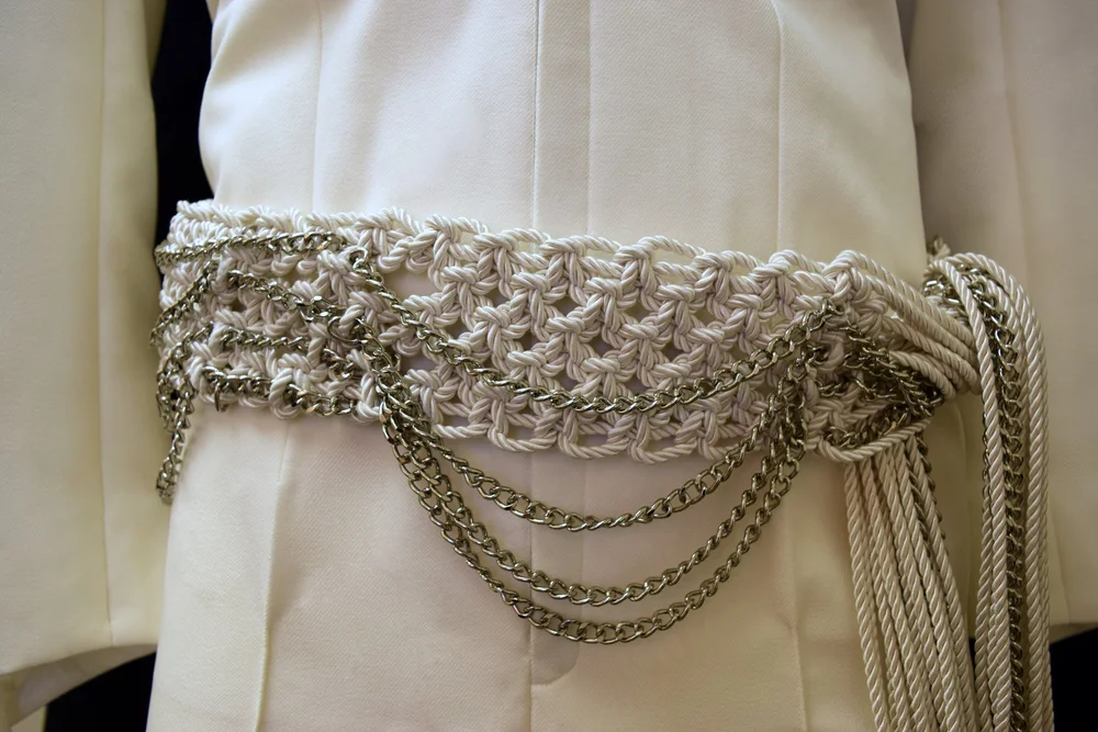 Chain Macrame Belt — B&K Enterprises Costume Company display picture 2