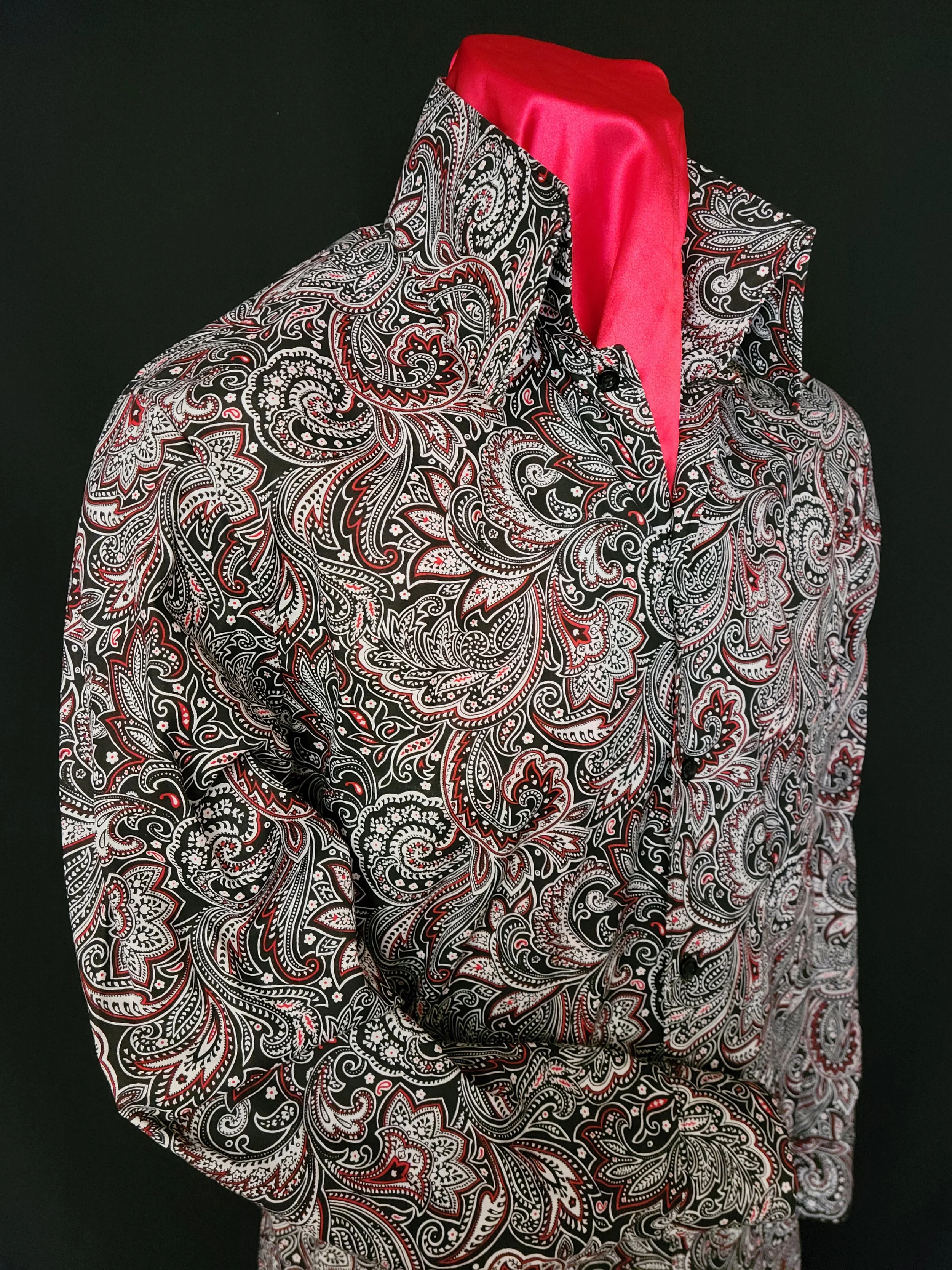 Black and Red Paisley Cuff.JPG