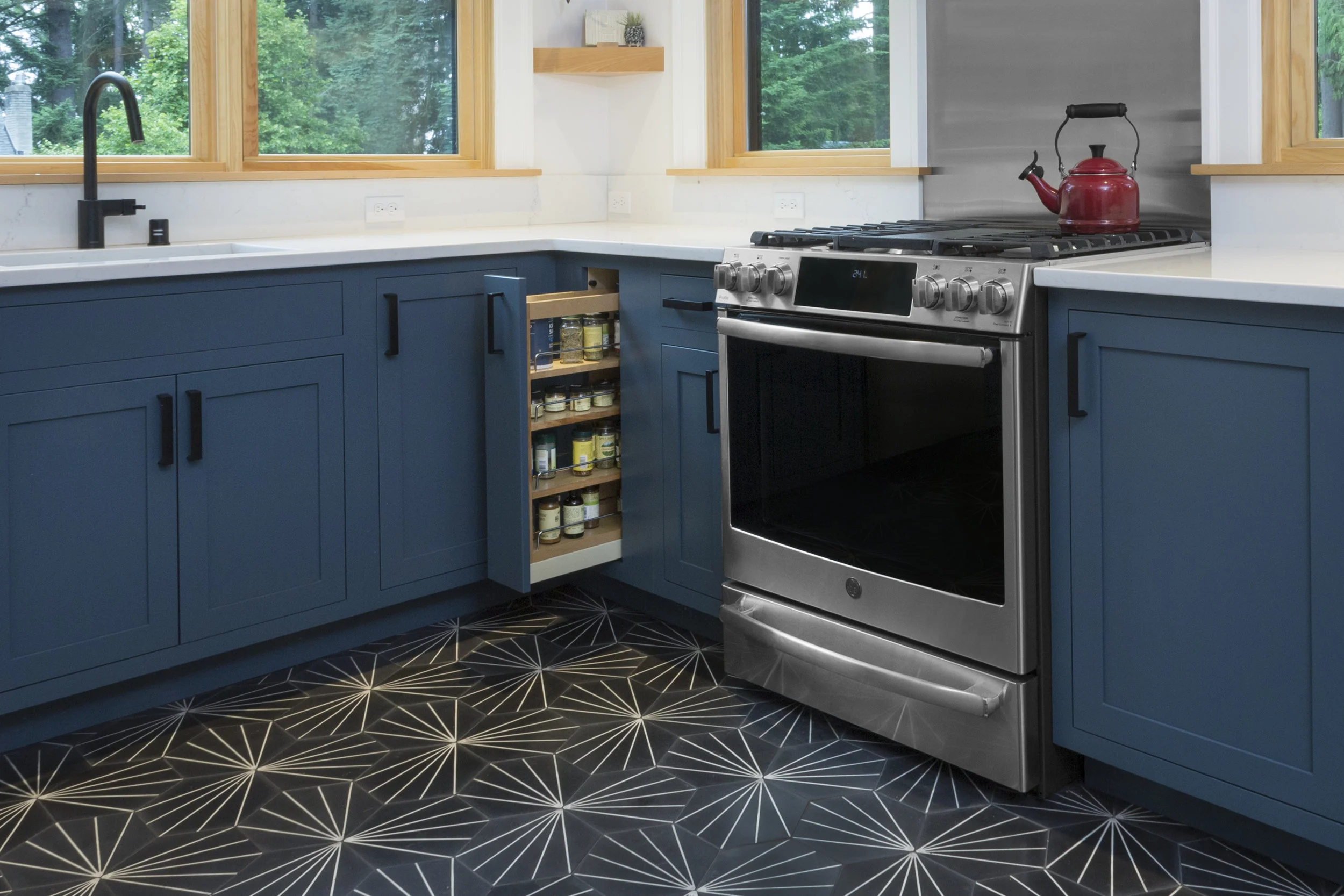 Bold Kitchen Remodel Design