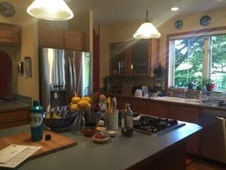 Kitchen before remodel - 2