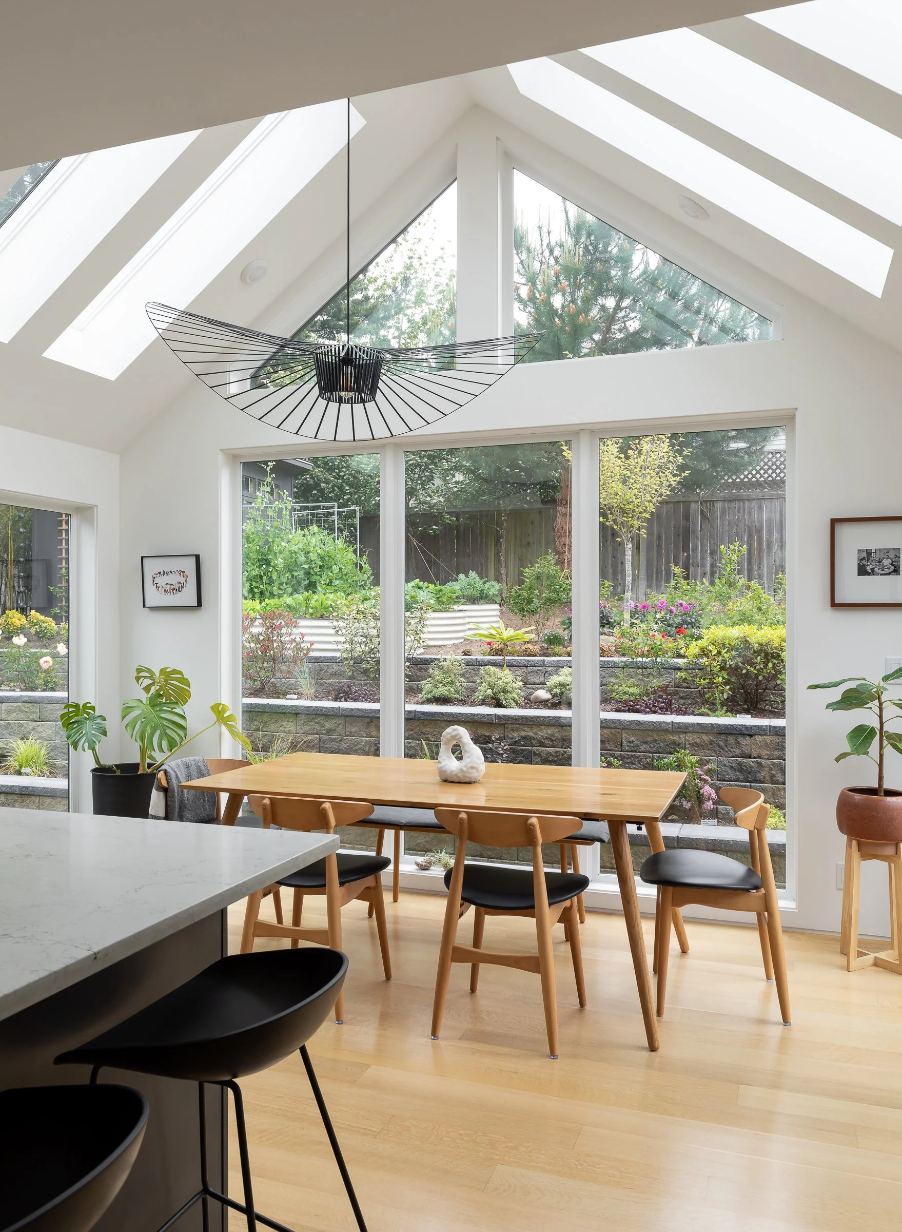 Function and Light - Dining room