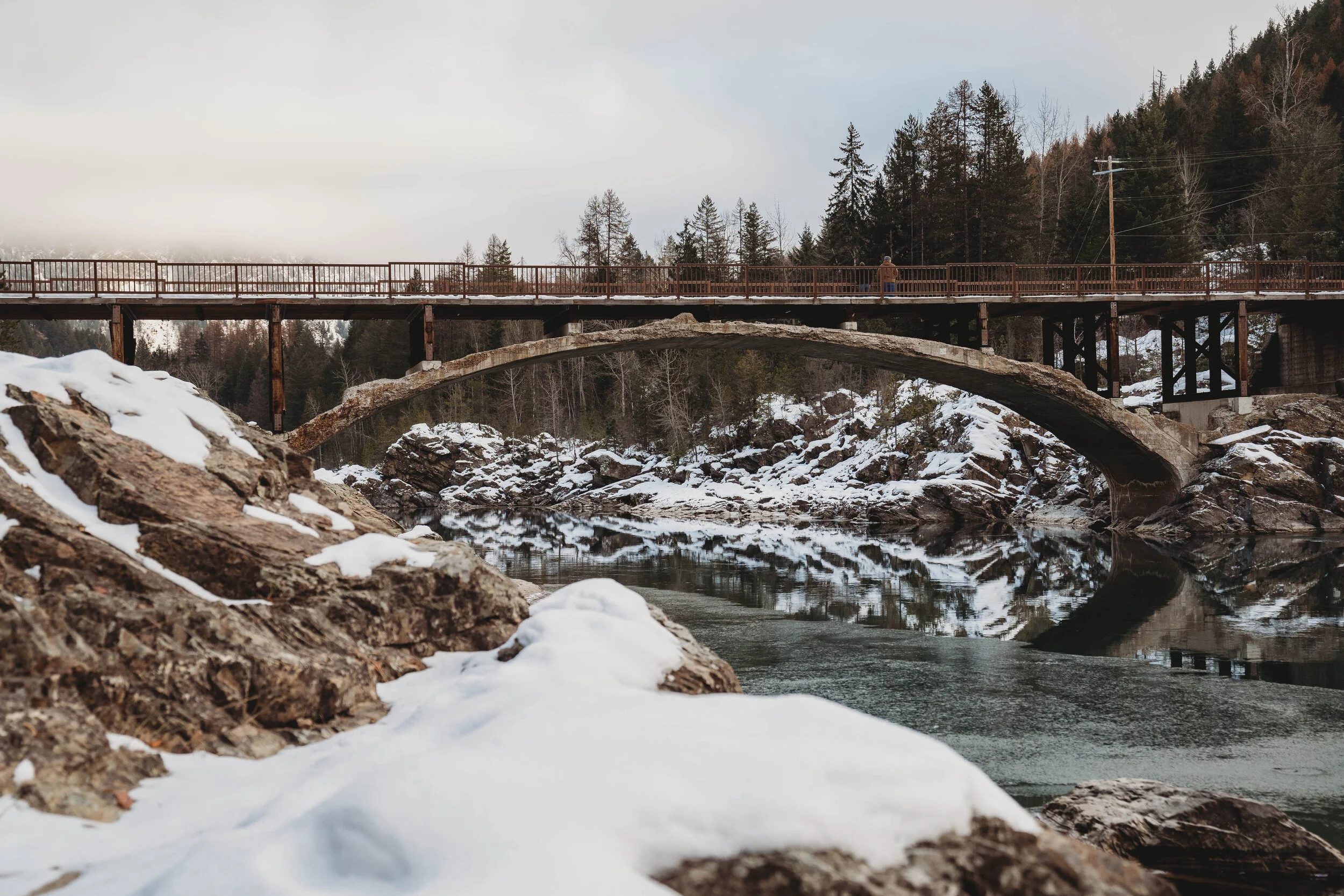 evelyn-pace-photographer-videographer-glacier-national-park-whitefish-montana-engagement-session-111.jpg