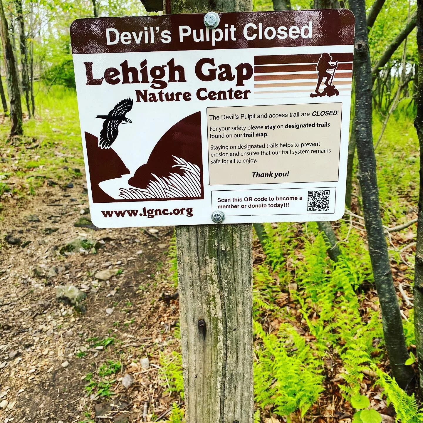So if you&rsquo;ve read the blog post about DEVIL&rsquo;S PUPLIT and have been meaning to check it out, it&rsquo;s now closed. Check out the blog post here👉🏻www.pedalstoshins.com #bummer #appalachiantrail2022 #devilspulpit #lehighgapappalachiantrai
