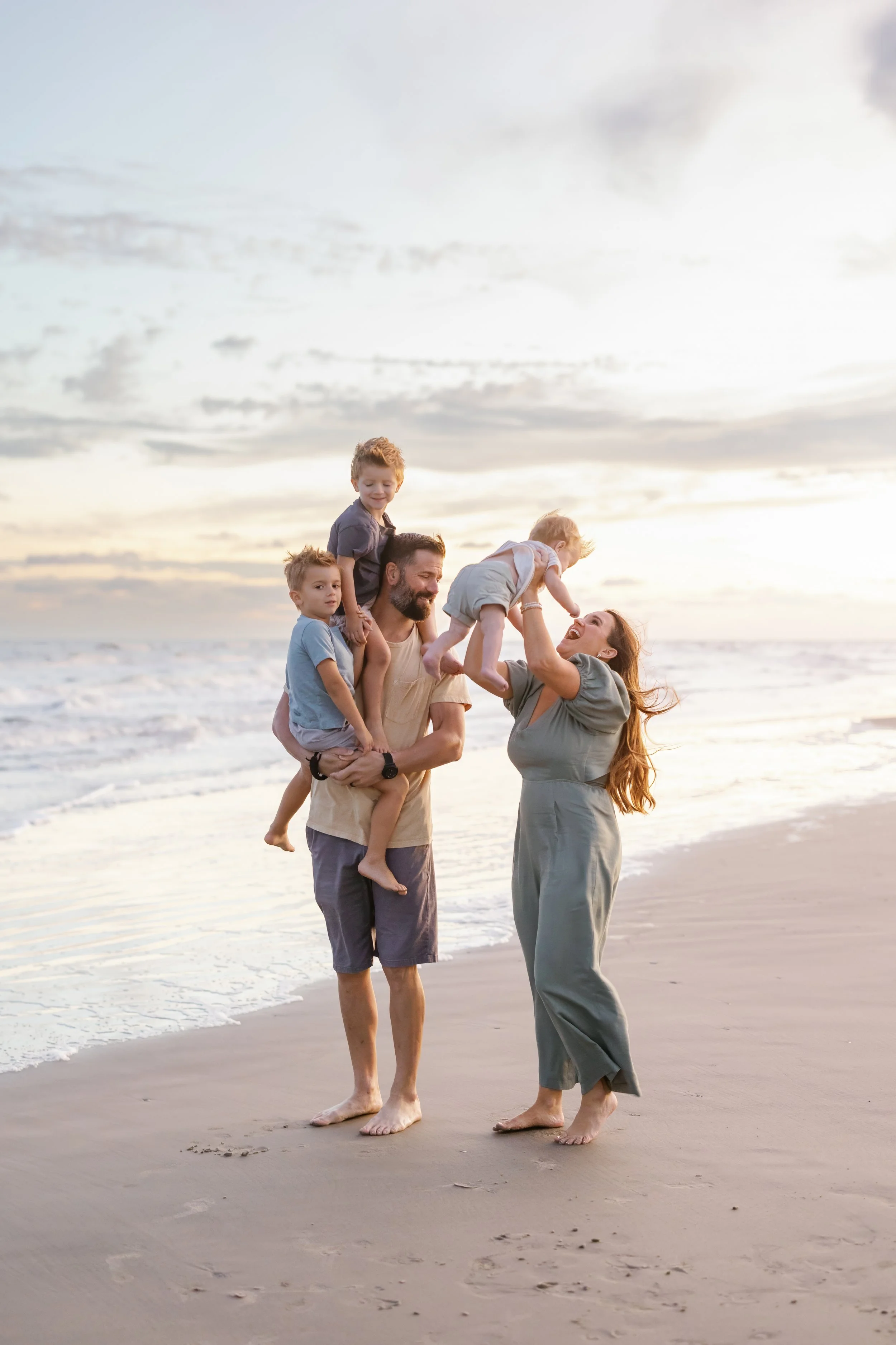 galveston-beach-family-photographer-sunset-session-vacation-kimberly-brooke020.jpg