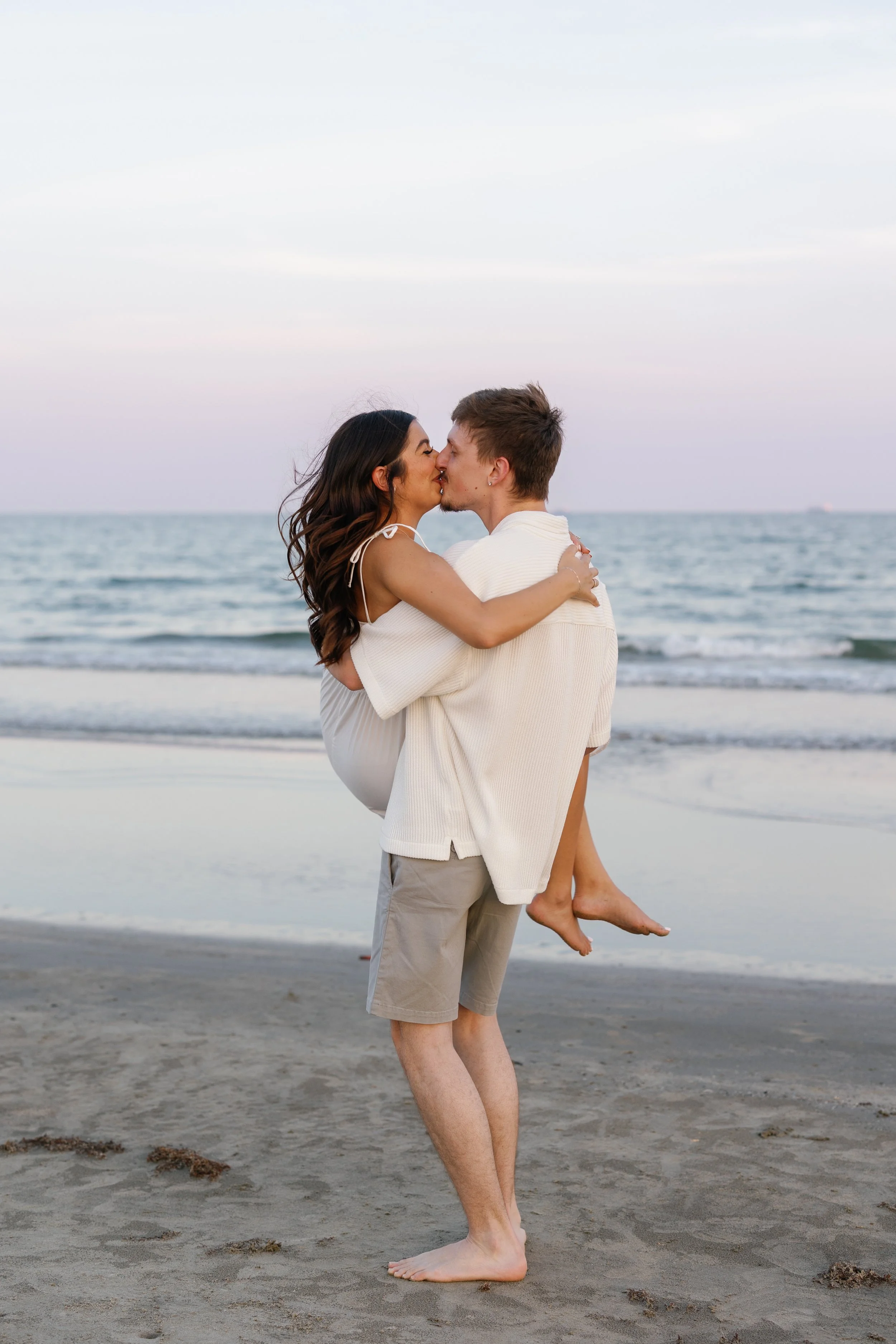 galveston-beach-summer-vacation-portraits-photographer-couple-engagement-proposal-kbp.jpg