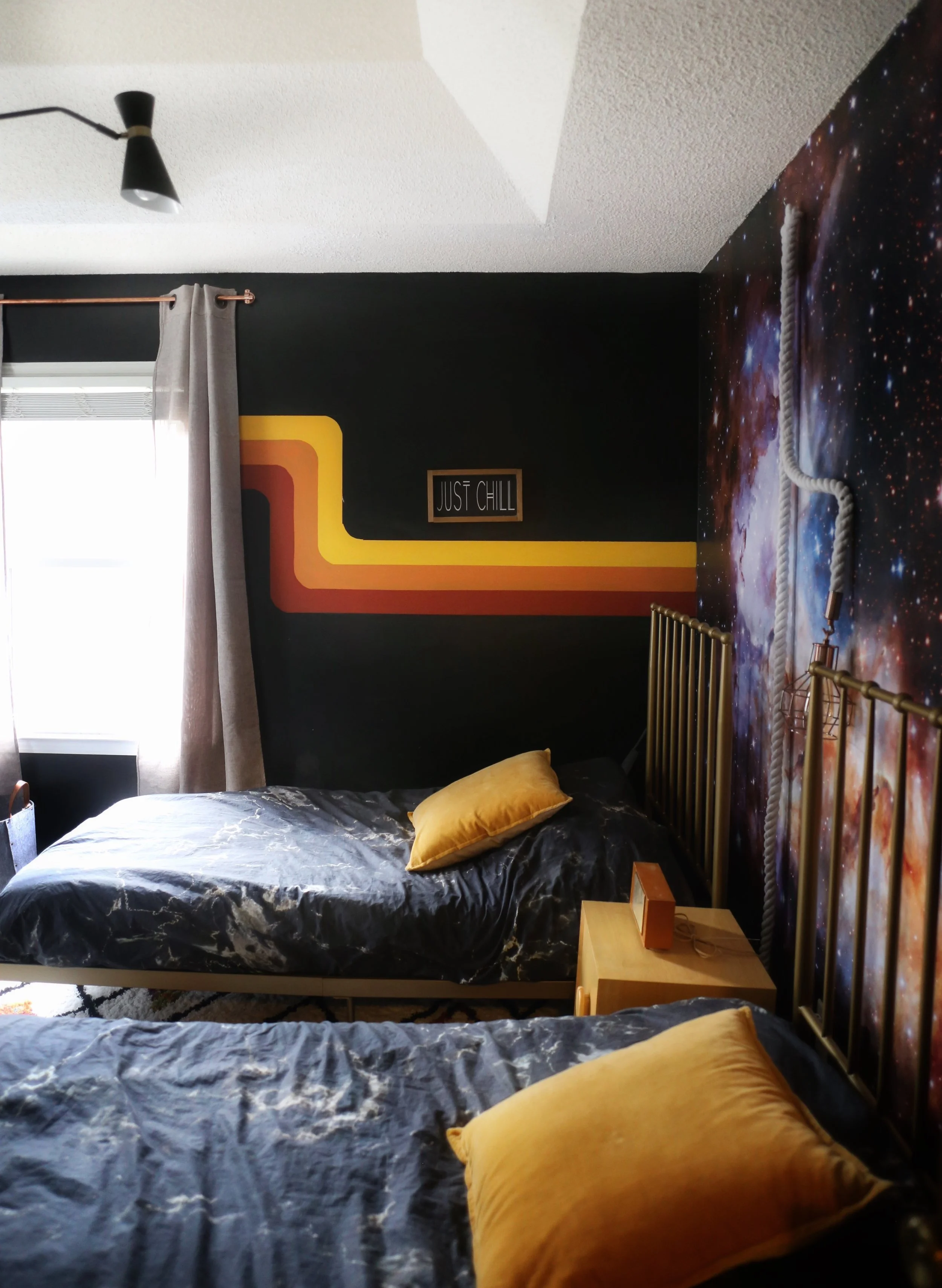 retroboysbedroom.jpg