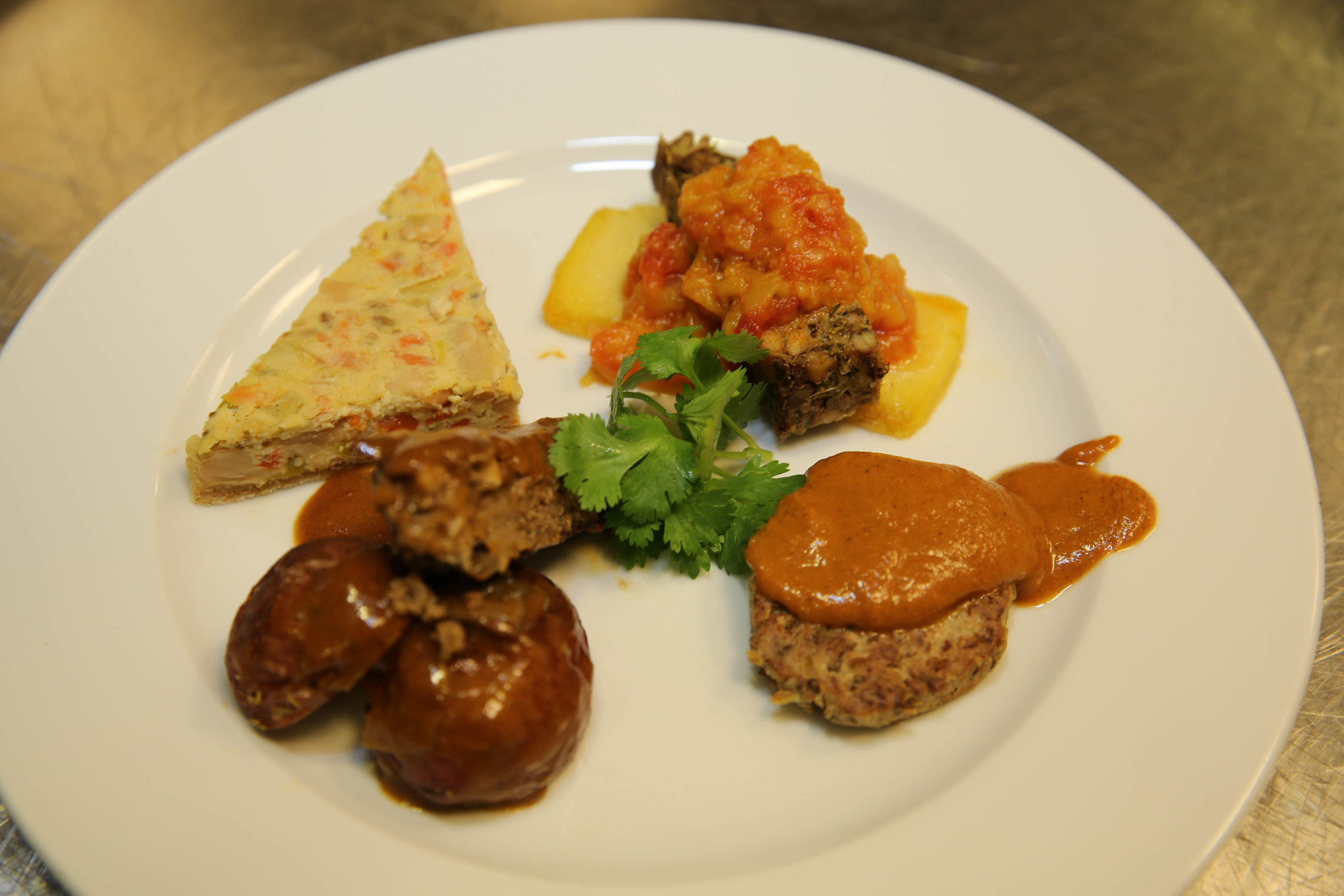 Quiche, Black-Eyed Pea Loaf, Lentil Cutlet, &amp; Pinto Bean Salisbury Steak