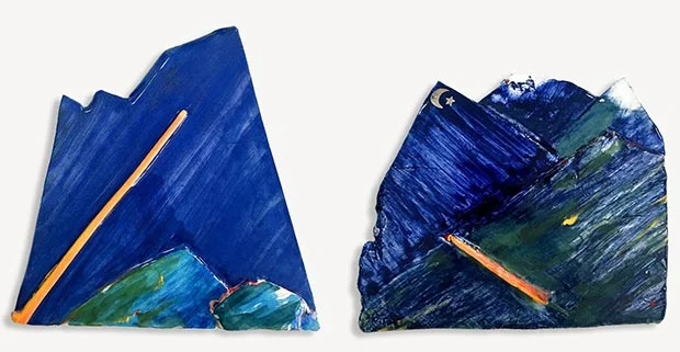 Mountain, 2017, stoneware, blue coloured slips, transparent glaze, (L. 17x23 cm, R. 15x15 cm), 2017