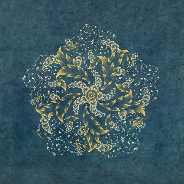 Lutfiye Depeler, Serbest tezhip tasarimi, 42-42 cm, fine gold and white gold on handmade paper. 2015 / Courtesy of the Artist
