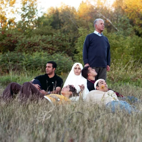 Imaging Islam in the Art of Arwa Abouon. Journal of Canadian Art History (JCAH), 32, 2 (2012): 129-144.