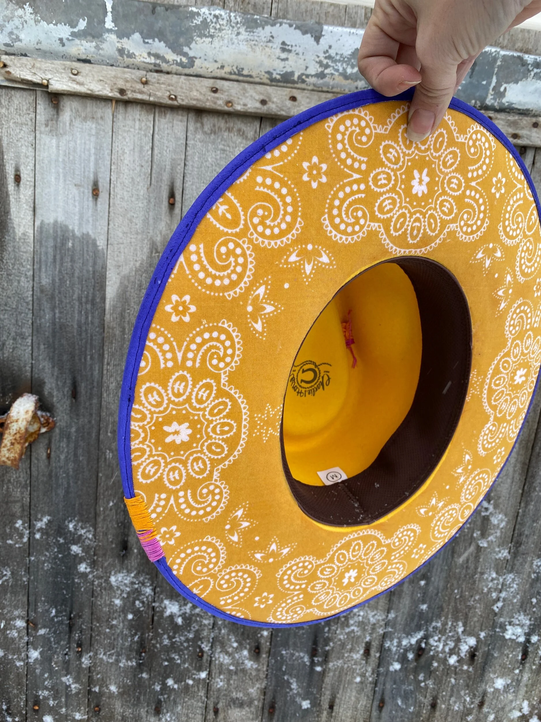 75117688-520B-4AB0-8CCF-7493CC68704F