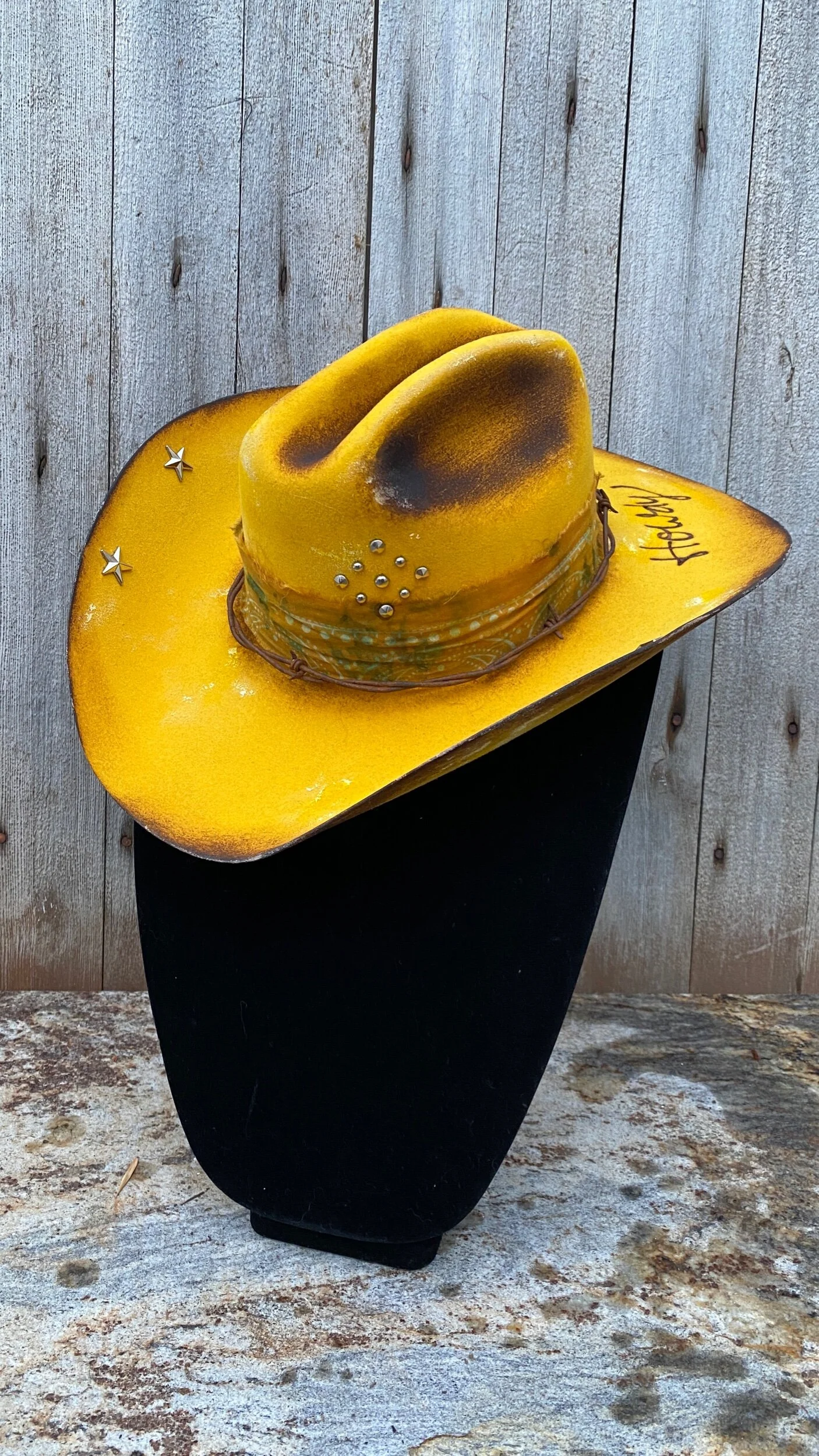 427B27D1-2989-4E0D-BA6F-51711DE1A4A7