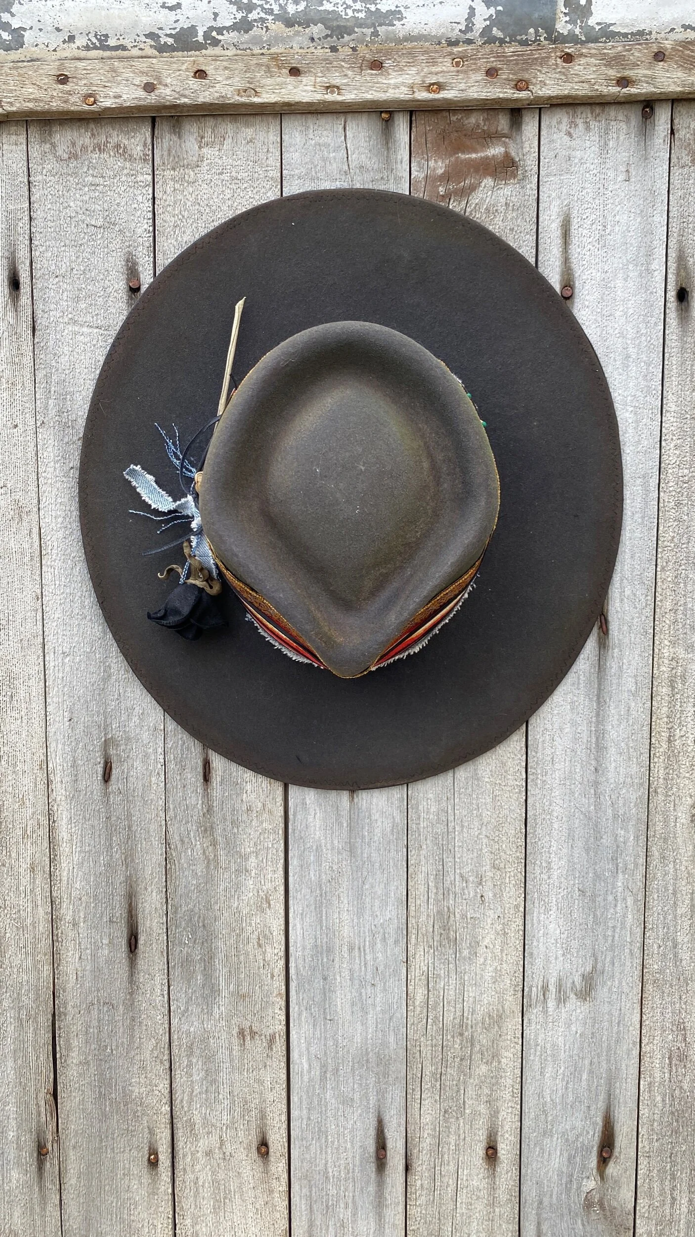 7F70A227-8D67-401E-A2DD-3B8756899257