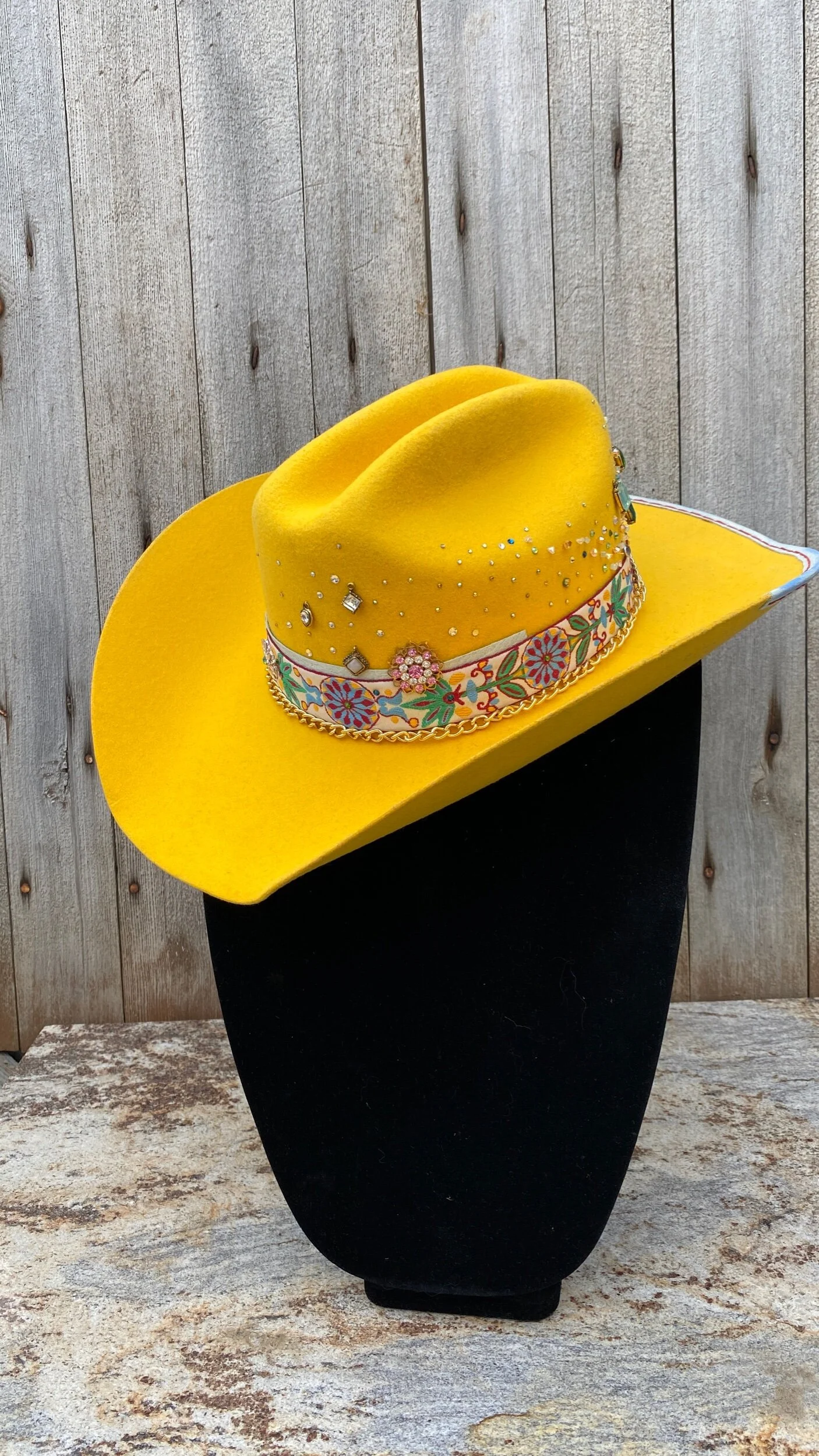 F84FBFB8-EACD-4811-A785-5FFED456AD14