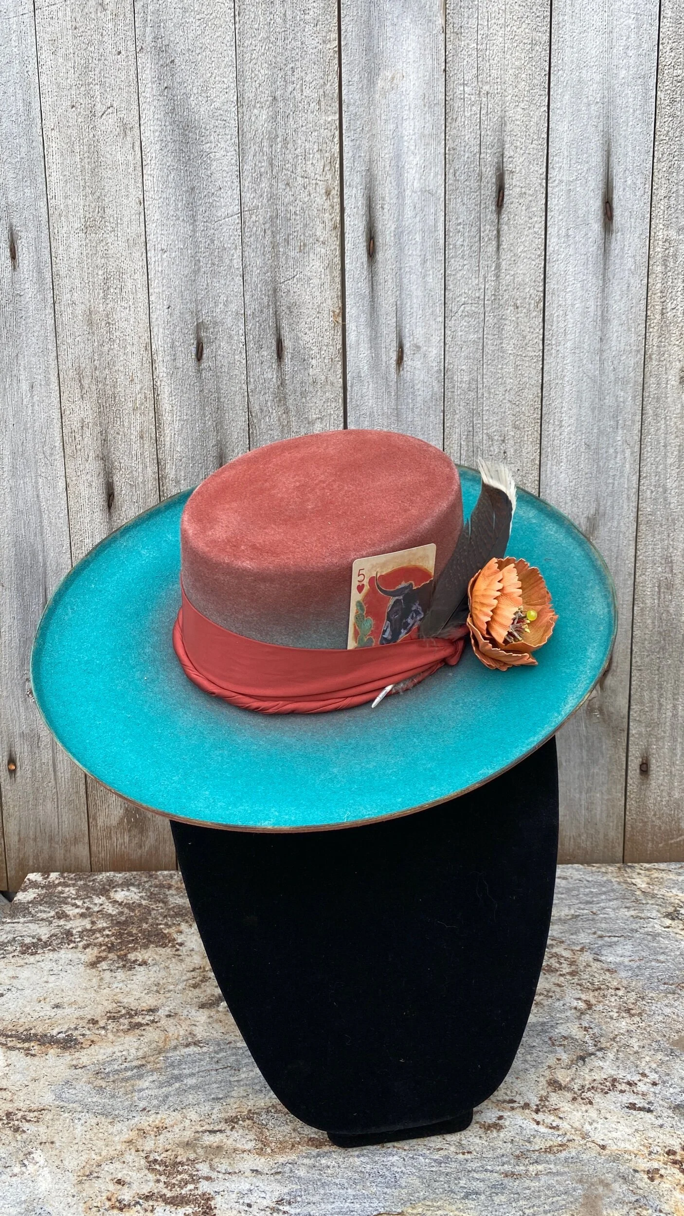 9F335DC8-2CF2-46C6-BE1C-29FA7B62A840