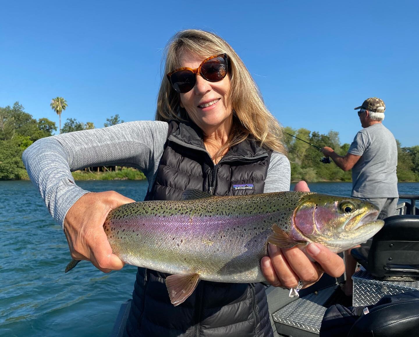 #jtfishingredding it was a nice day on the river with good company, tomorrow is the opening day of salmon season, i can&rsquo;t wait!
.
.
@jeffgoodwinfishingteam @pautzke_bait @bradskillerfishinggear #sacramentoriver #salmonfishing #salmonseason #wil