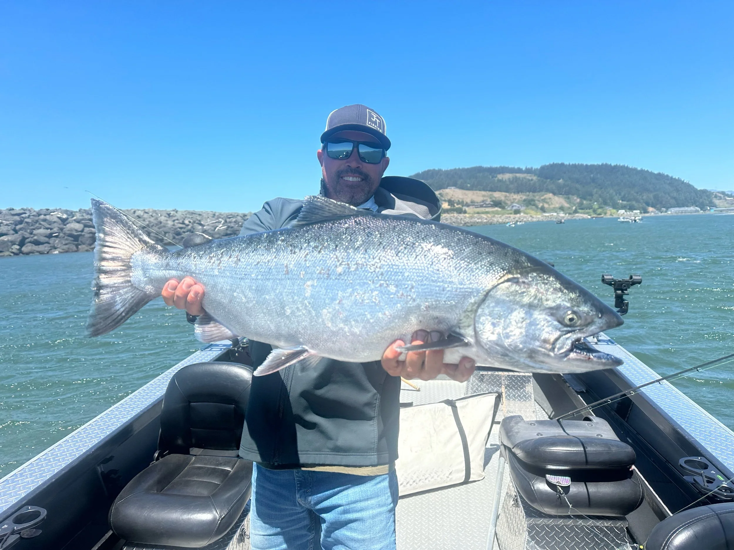 GOLD BEACH OREGON ROGUE RIVER FISHING GUIDE/TACTICS