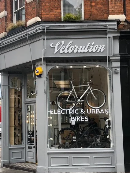 Velorution spins onto the King's Road