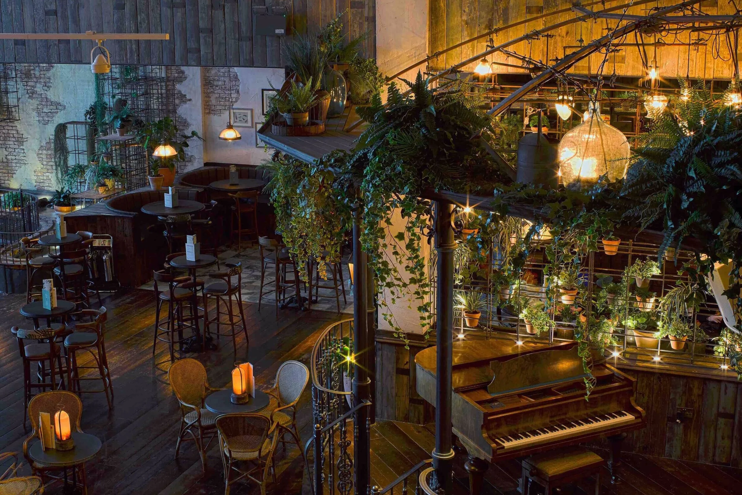 Time Square toasts opening of The Botanist