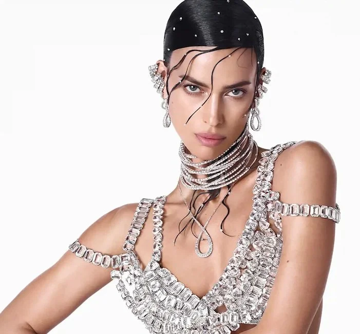 Merry Hill a cut above with Swarovski signing