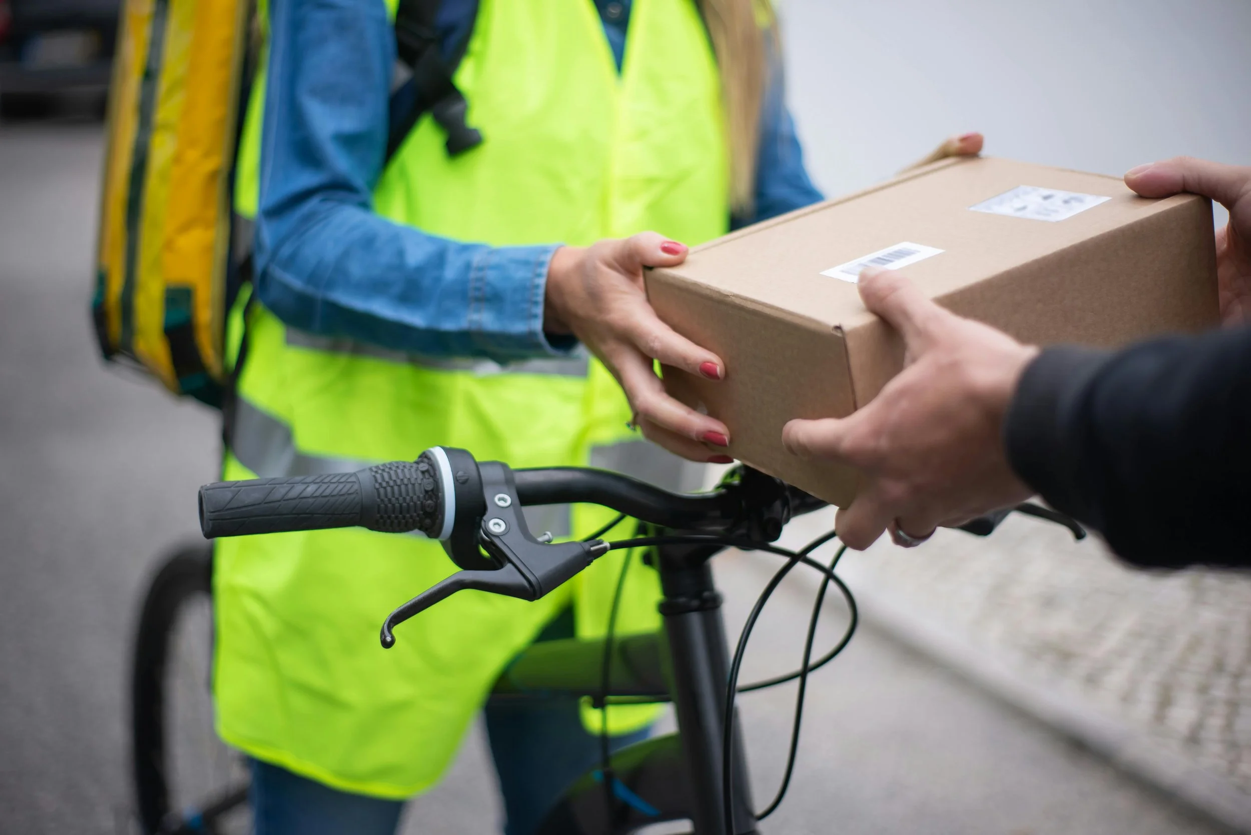 CACI unveils the changing consumer habits that will determine the future of last mile delivery