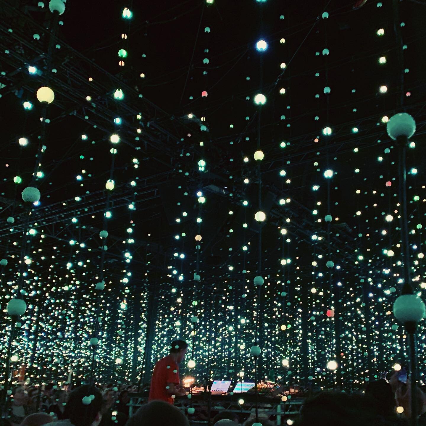 Saw @fourtetkieran at Ally Pally last night. Uplifting and soul-soothing sounds, with amazing immersive light installation by @squidie. Great company, a bit of dancing, and an unexpected conversation with a stranger about person-centred therapy! A jo